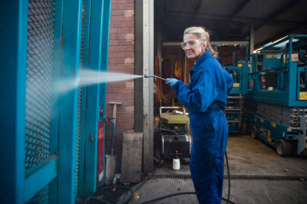 Westmorland, CA Pressure Washing Services Company